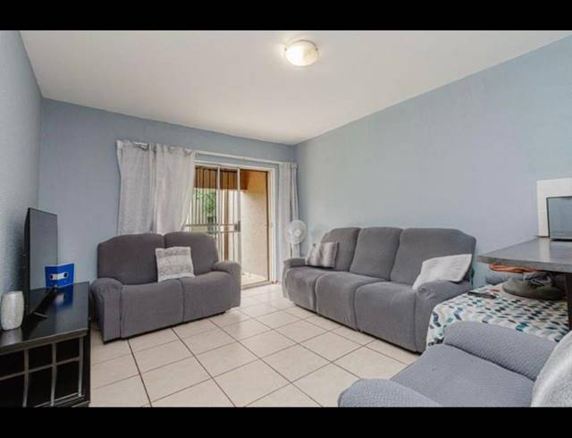 1 BEDROOM TOWNHOUSE FOR SALE IN WILLOWBROOK
